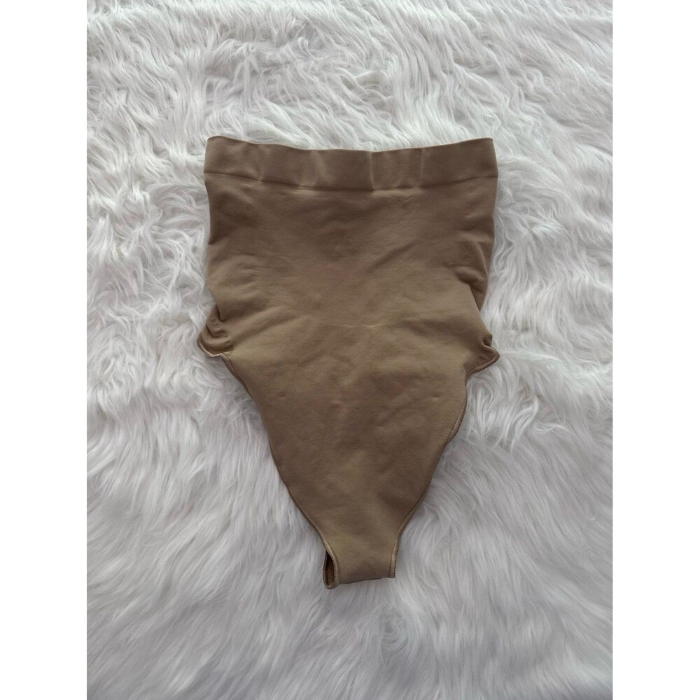Skims Seamless Sculpt High Waist Thong Clay Size Large